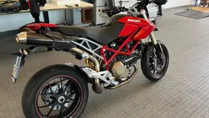 Ducati Hypermotard 1100 S (2007 - 09)  (4)