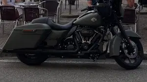 Harley-Davidson 114 Street Glide Special (2019 - 20) - FLHXS  (5)