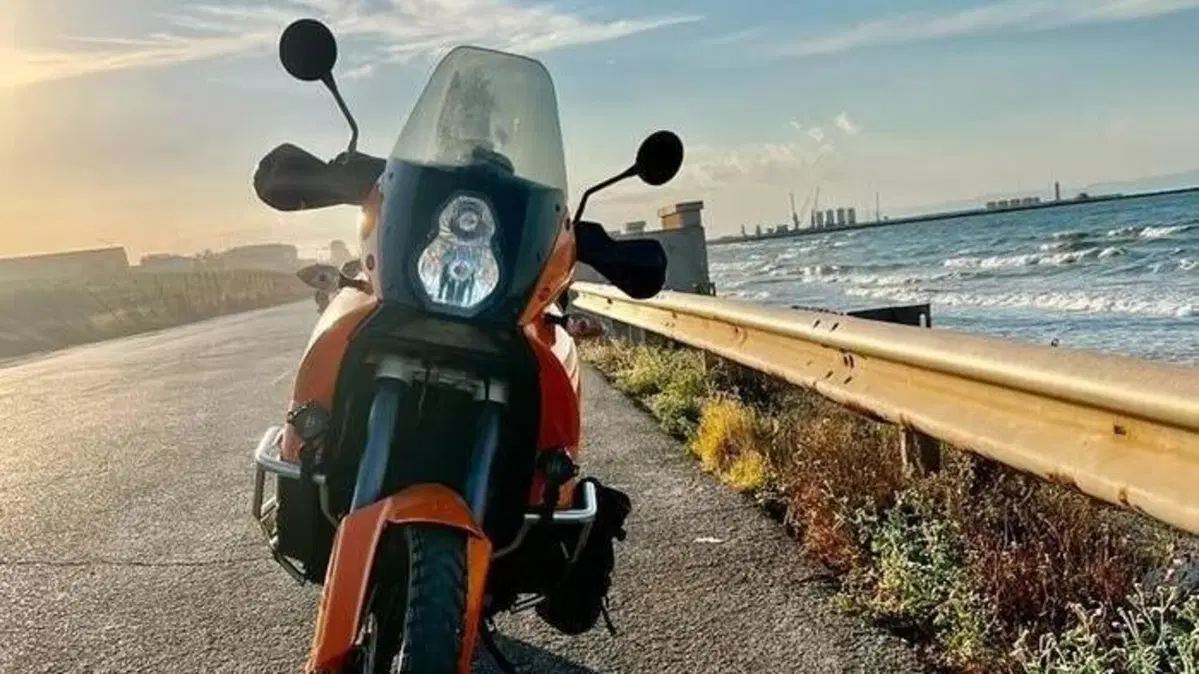 KTM 990 Adventure (2009 - 11)  (2)