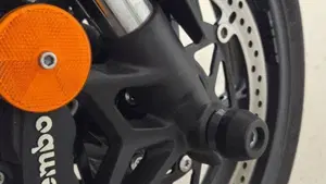 Triumph Street Triple 765 R (2023 - 26)  (5)