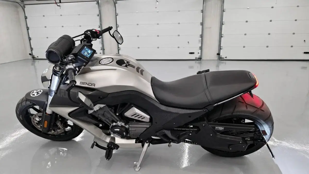 Benda Motorcycles LFC 700 (2024 - 26)  (3)