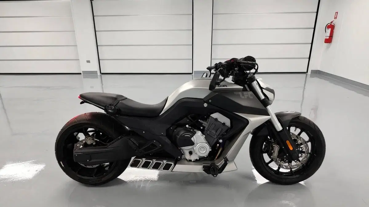 Benda Motorcycles LFC 700 (2024 - 26)  (6)