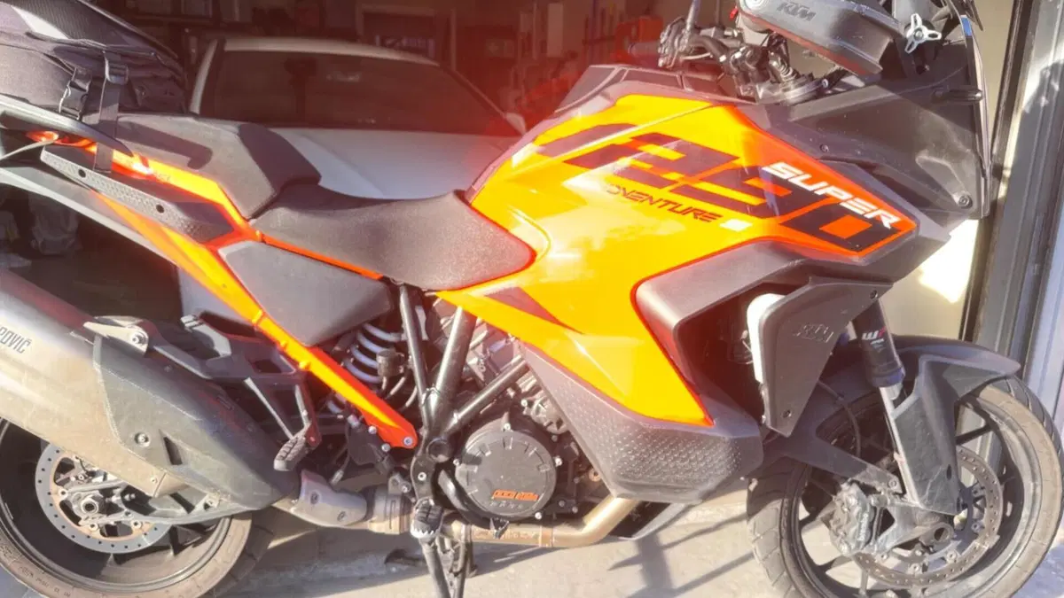 KTM 1290 Super Adventure S (2021 - 25)  (2)