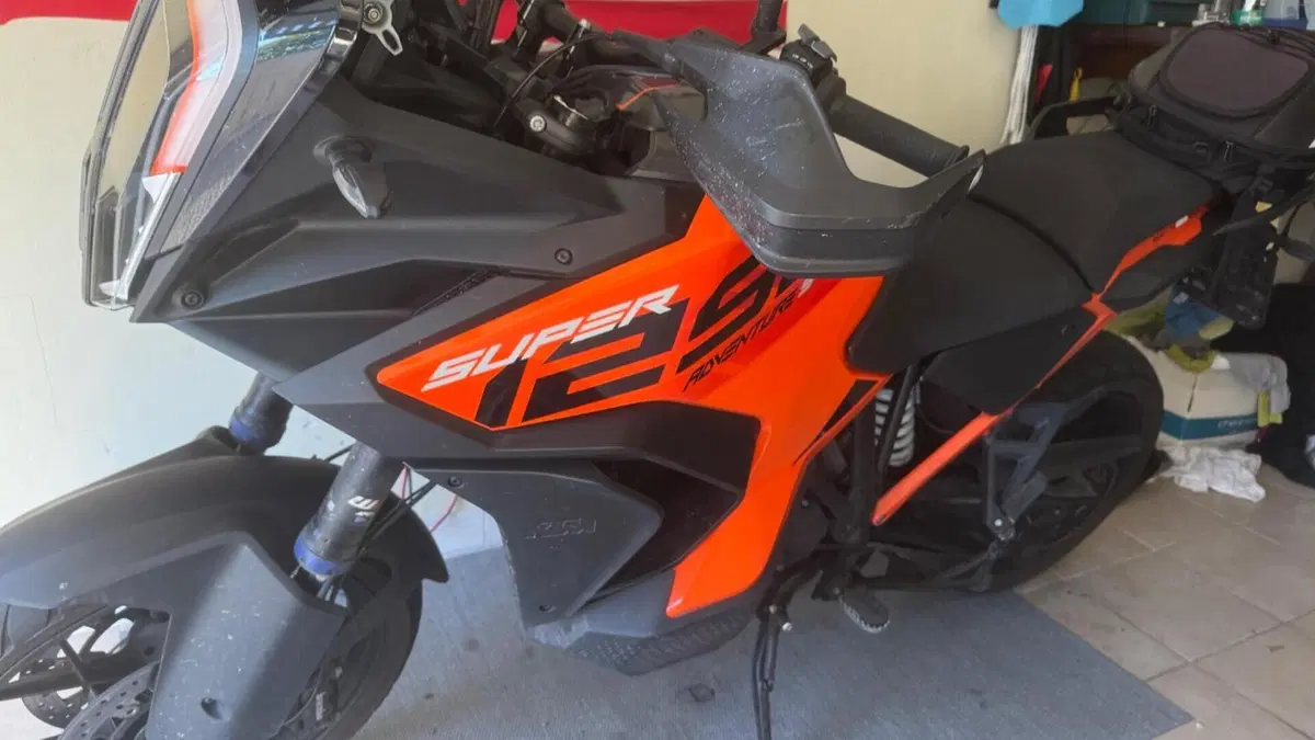 KTM 1290 Super Adventure S (2021 - 25)  (4)