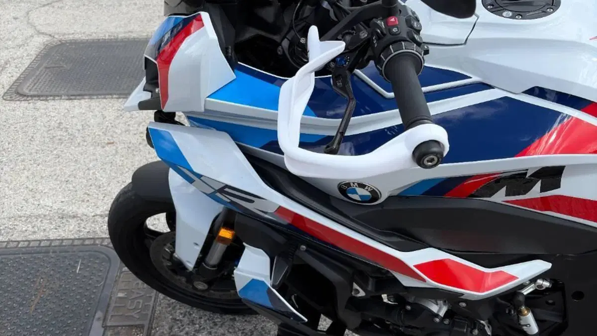 Bmw M 1000 XR (2024 - 27)  (13)