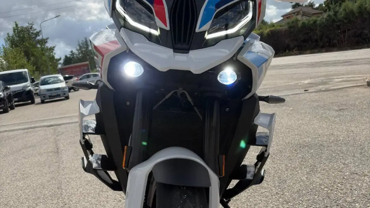 Bmw M 1000 XR (2024 - 27)  (15)
