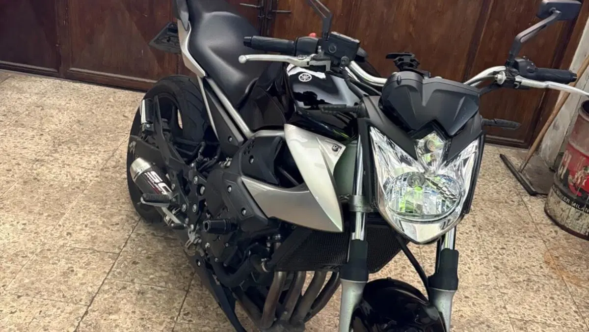 Yamaha XJ6 (2008 - 15) 