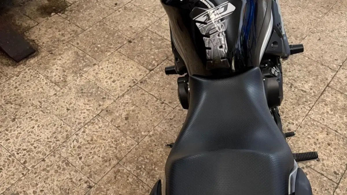Yamaha XJ6 (2008 - 15)  (4)