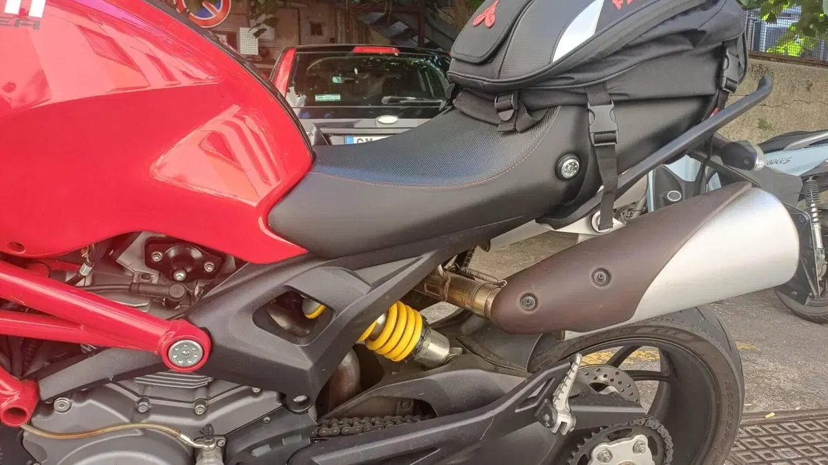 Ducati Monster 796 (2010 - 13)  (2)