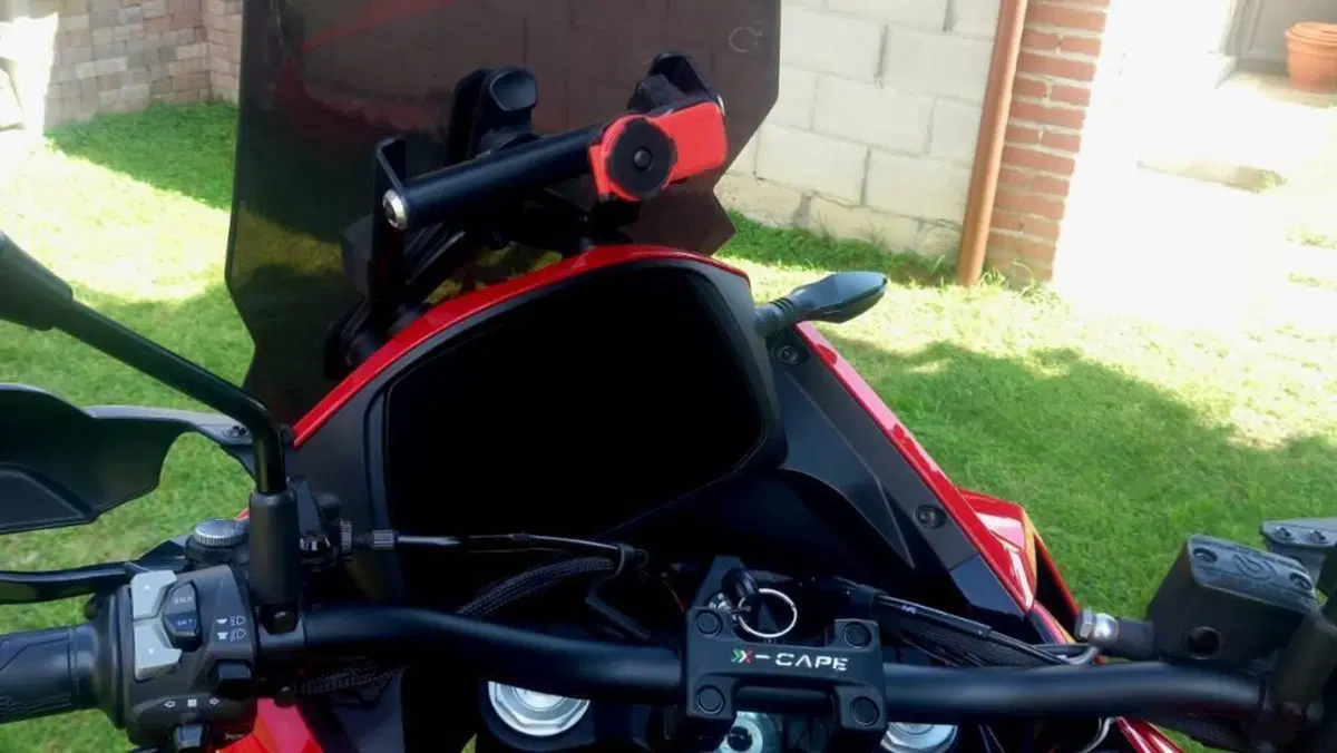 Moto Morini X-Cape 650 (2021 - 26)  (4)