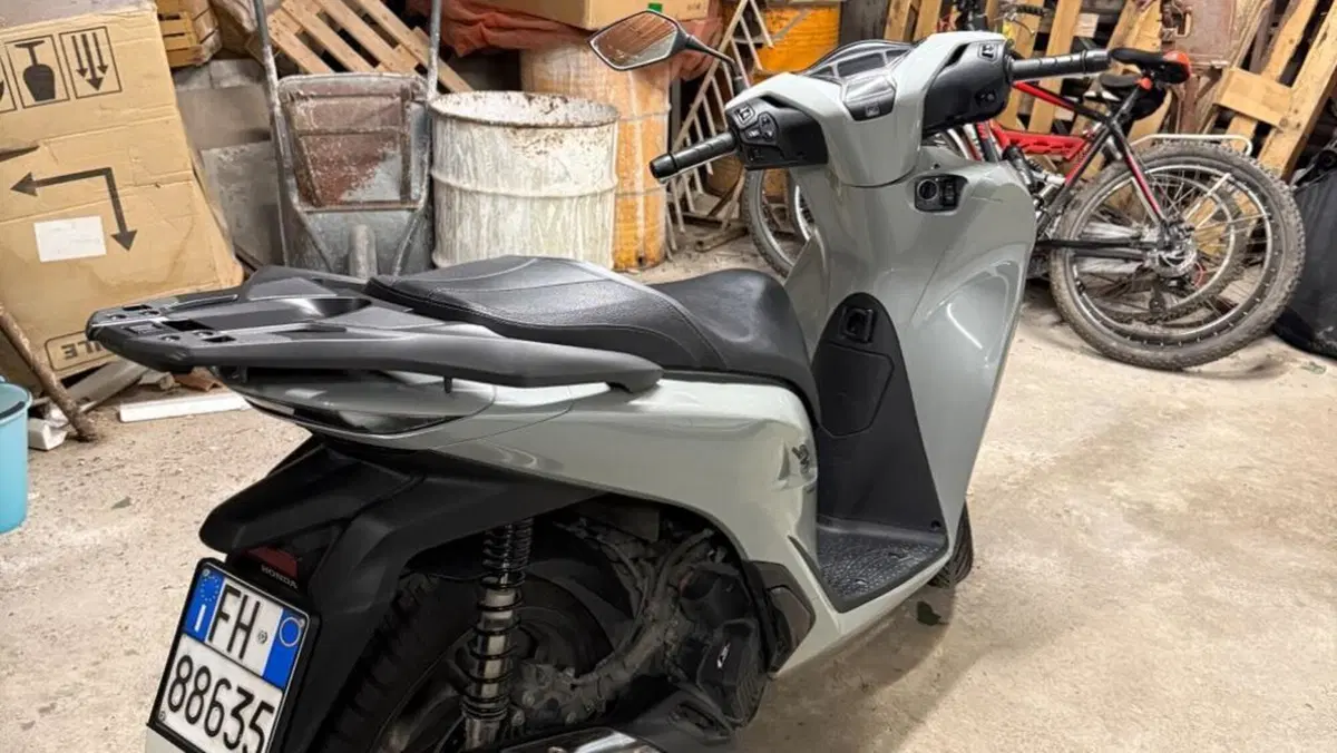 Honda SH 150i (2024 - 25)  (5)