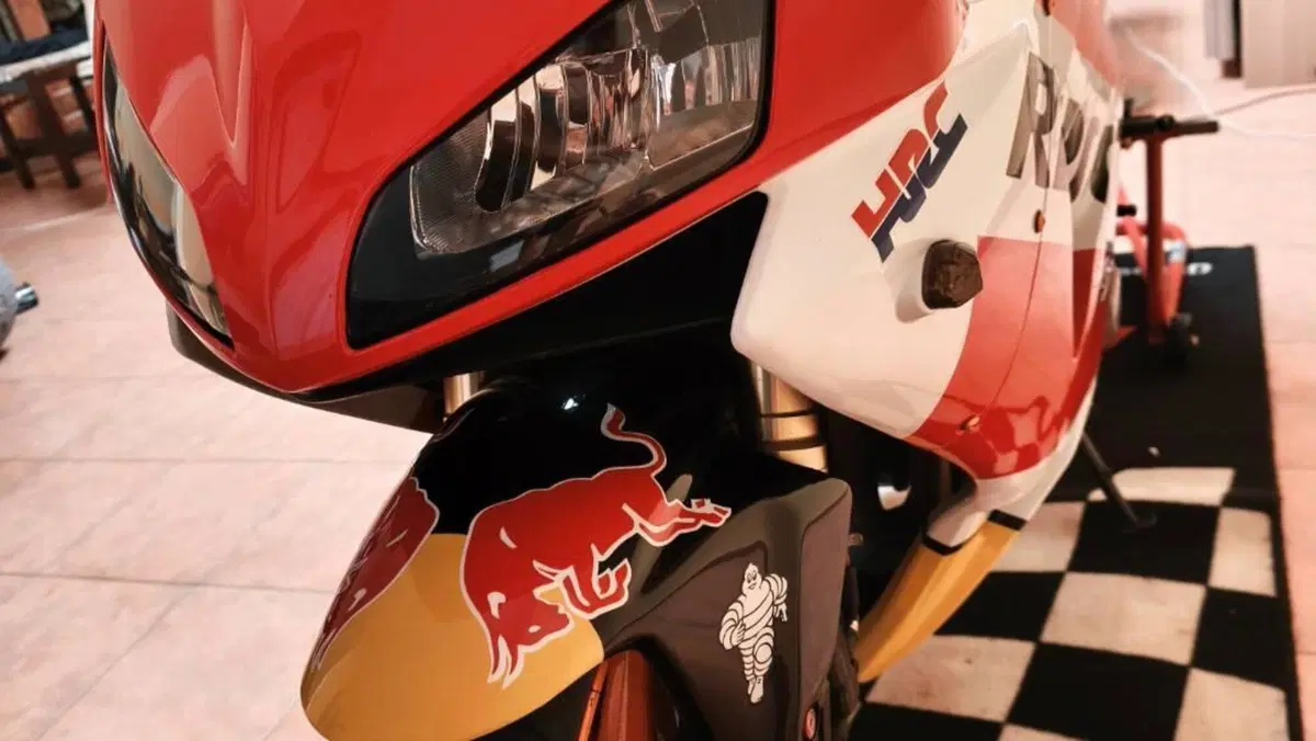 Honda CBR 600 RR (2005 - 06)  (3)