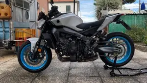 Yamaha MT-09 (2024 - 26)  (10)