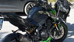 Kawasaki Z 900 SE Performance (2023 - 24)  (3)