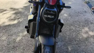 Honda CB 1000 R (2021 - 25)  (3)