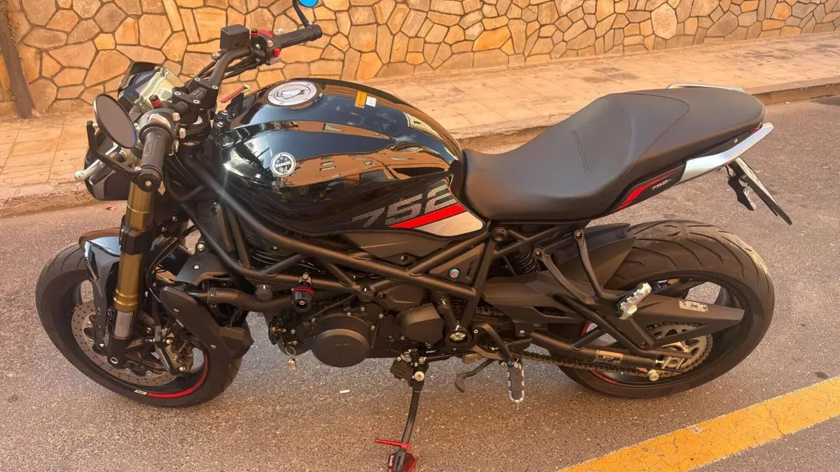 Benelli 752 S (2022 - 25)  (2)