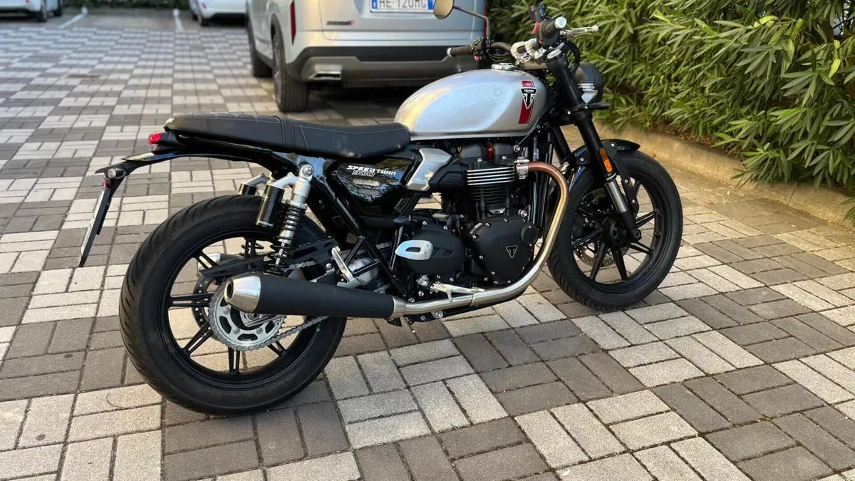 Triumph Speed Twin 900 (2025 - 26) 