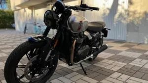 Triumph Speed Twin 900 (2025 - 26)  (4)