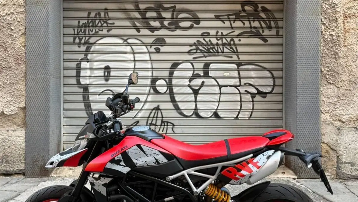 Ducati Hypermotard 950 RVE (2022 - 25)  (2)