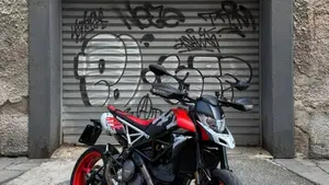 Ducati Hypermotard 950 RVE (2022 - 25) 