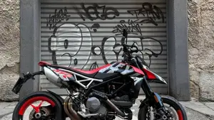Ducati Hypermotard 950 RVE (2022 - 25)  (12)