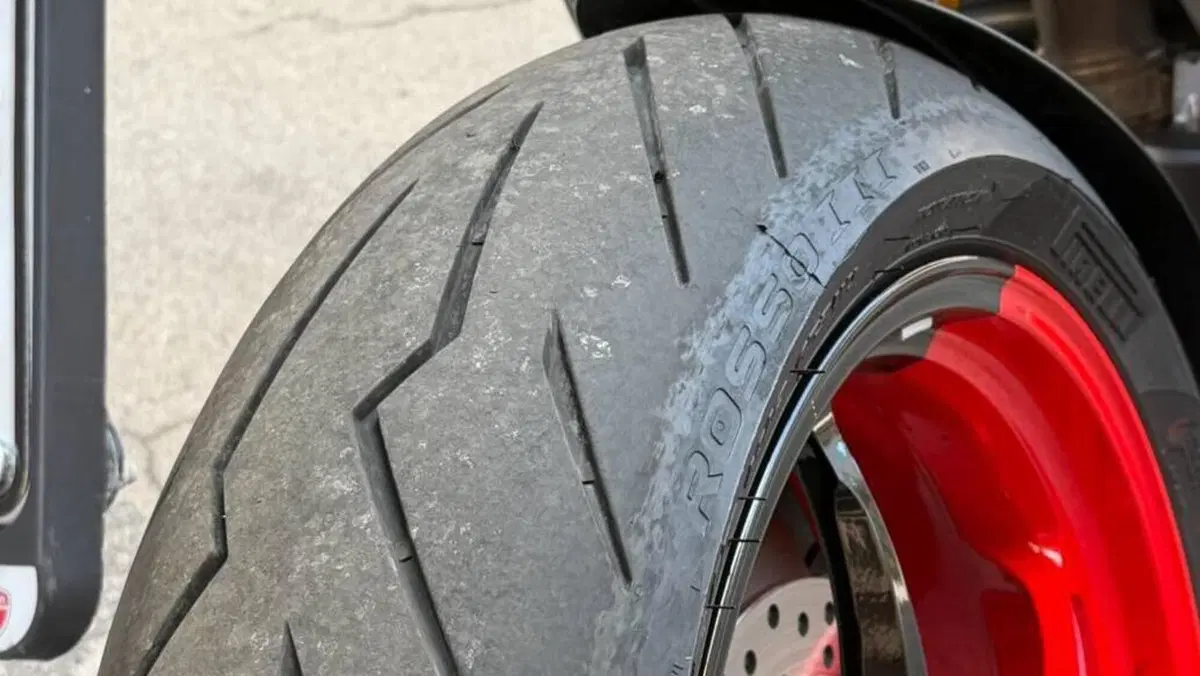 Ducati Hypermotard 950 RVE (2022 - 25)  (15)