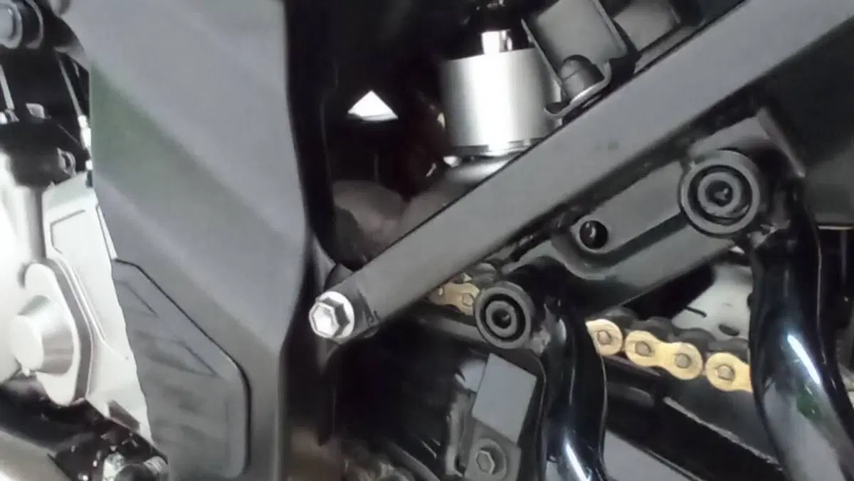 Suzuki V-Strom 650 Traveller ABS (2008 - 11)  (14)