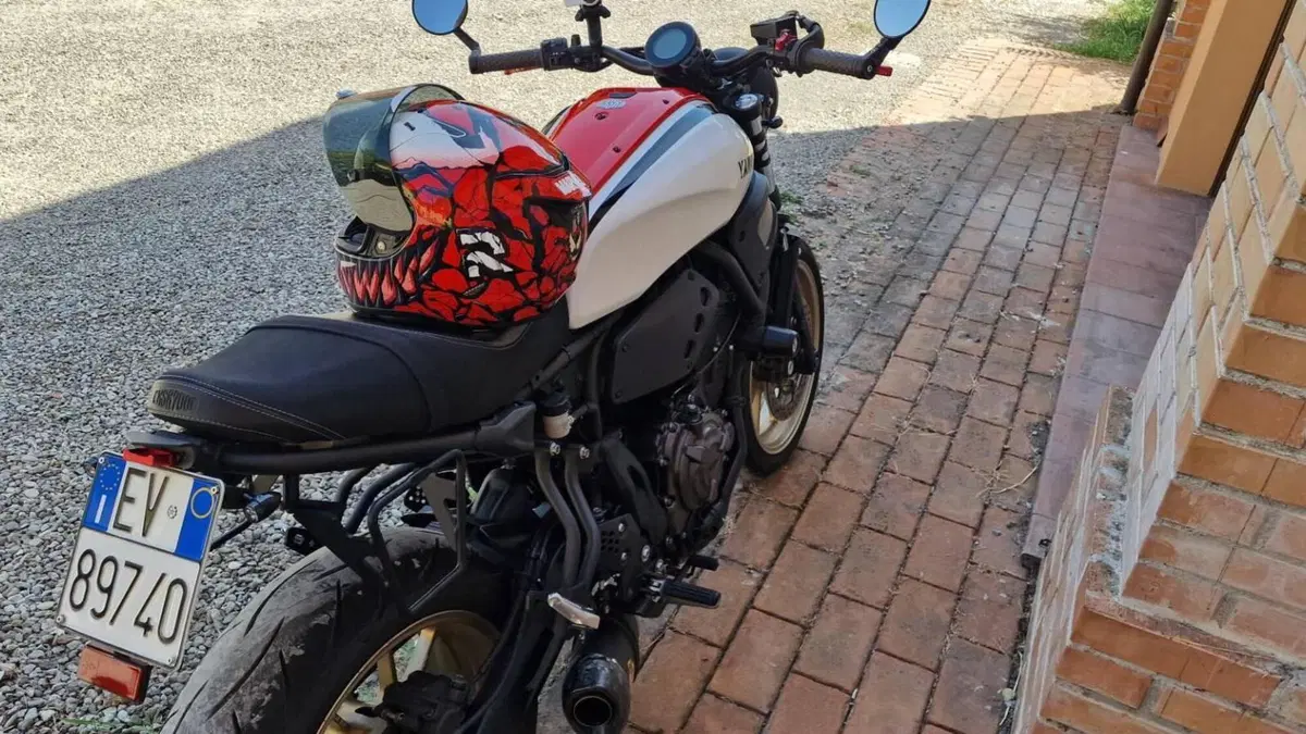 Yamaha XSR 700 (2021)  (3)