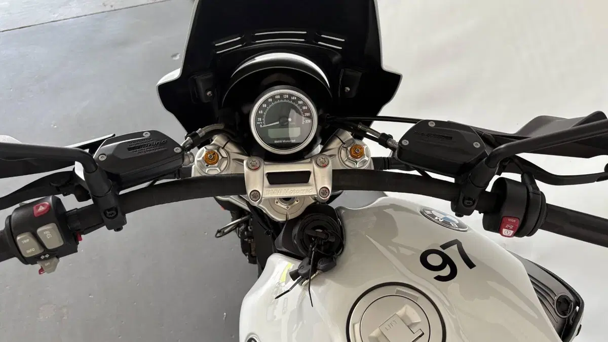 Bmw R nineT Urban GS 1200 (2017 - 20)  (8)