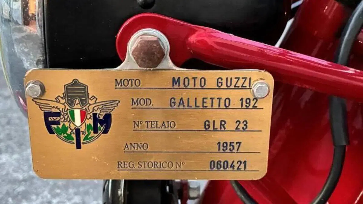 Moto Guzzi   (2)