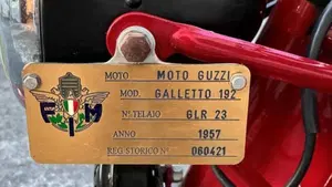 Moto Guzzi   (2)