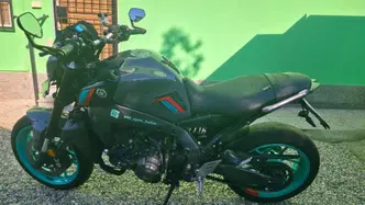 Yamaha MT-09 (2021 - 23) usata