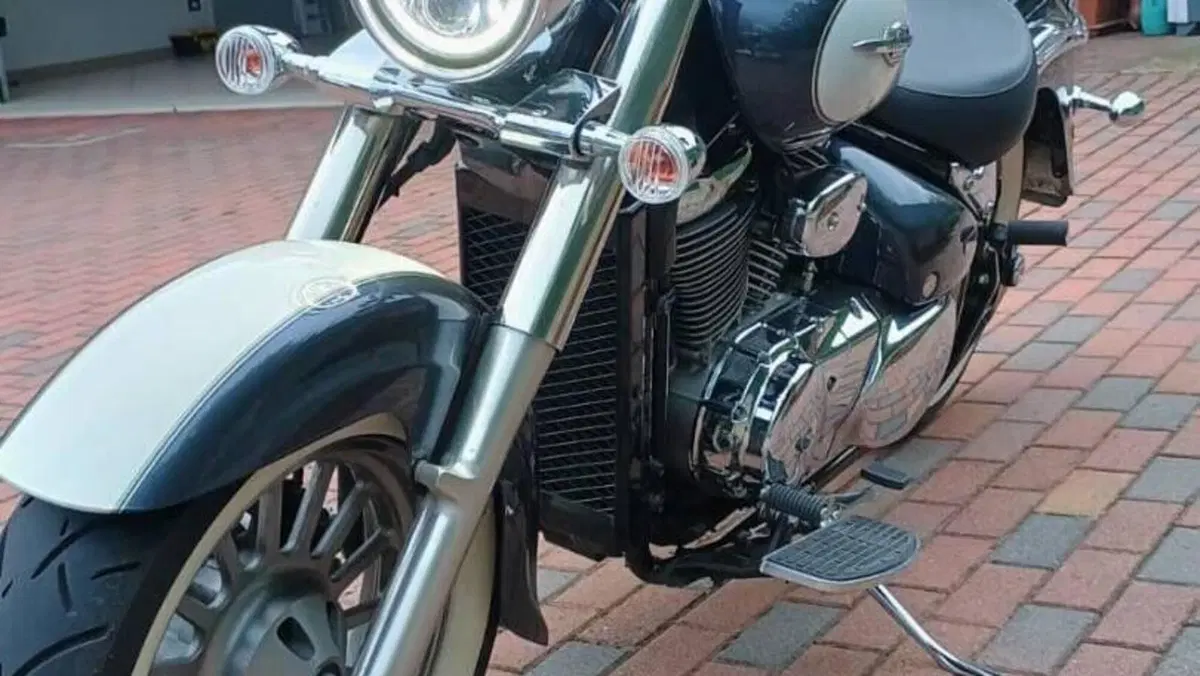 Suzuki Intruder 800 C (2009 - 14)  (3)