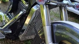 Suzuki Intruder 800 C (2009 - 14)  (6)