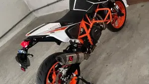 KTM 690 Duke R (2010 - 15)  (2)