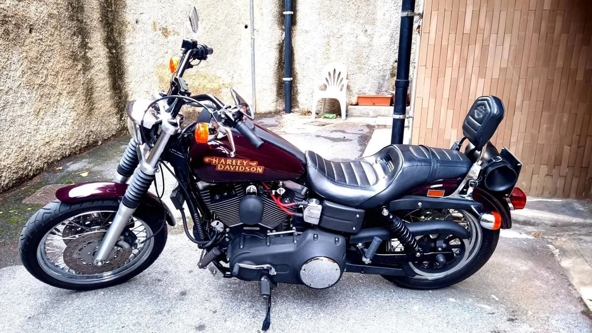 Harley-Davidson 1584 Street Bob (2007) - FXDB  (2)