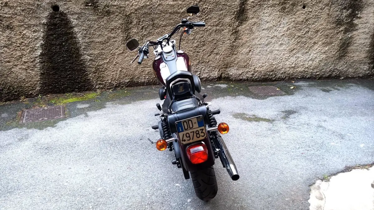 Harley-Davidson 1584 Street Bob (2007) - FXDB  (5)