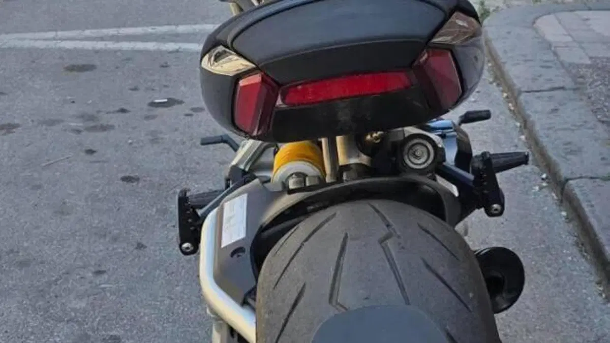 Ducati XDiavel 1262 S (2021 - 24)  (2)
