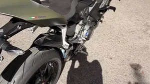 Ducati Streetfighter V2 (2022 - 24)  (8)