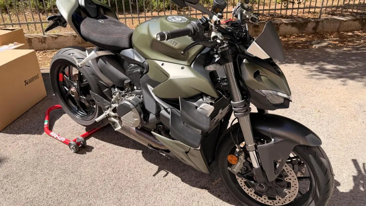 Ducati Streetfighter V2 (2022 - 24)  (10)