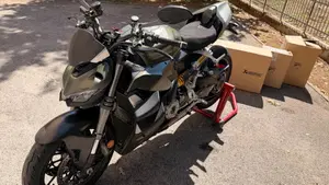 Ducati Streetfighter V2 (2022 - 24)  (11)
