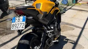 Triumph Street Triple 765 RS (2023 - 26)  (4)