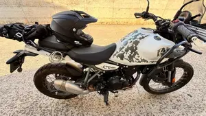 Royal Enfield Himalayan 450 Tubeless (2024 - 26)  (6)