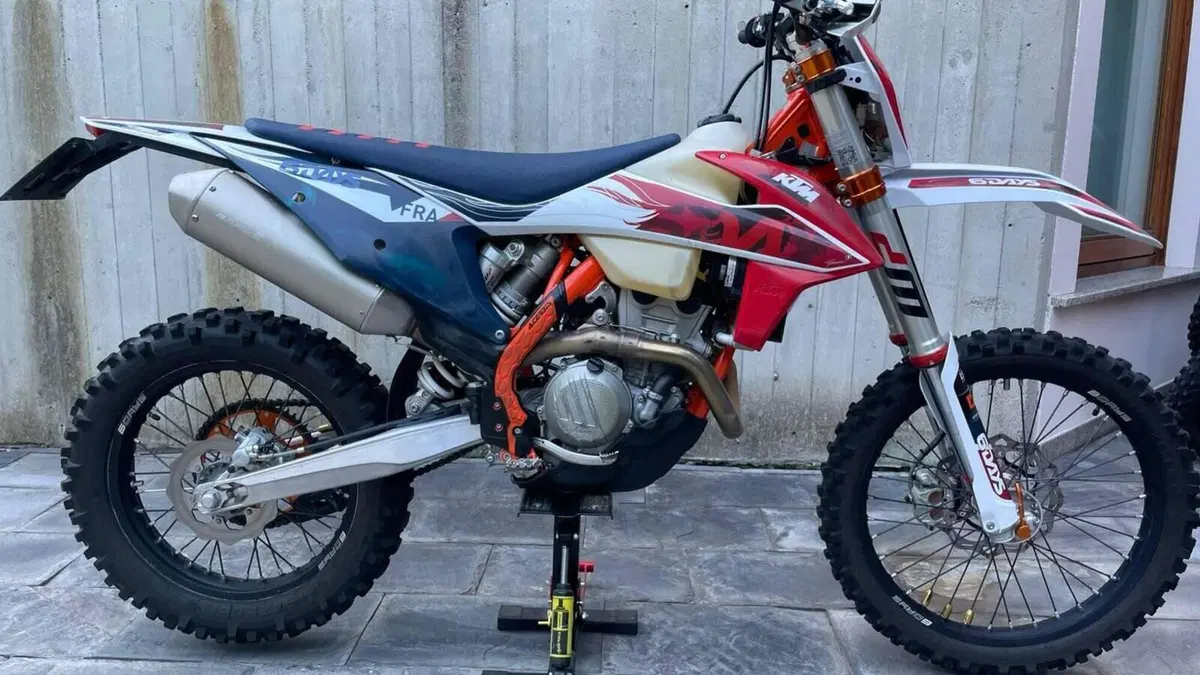 KTM 250 EXC-F Six Days (2023) 