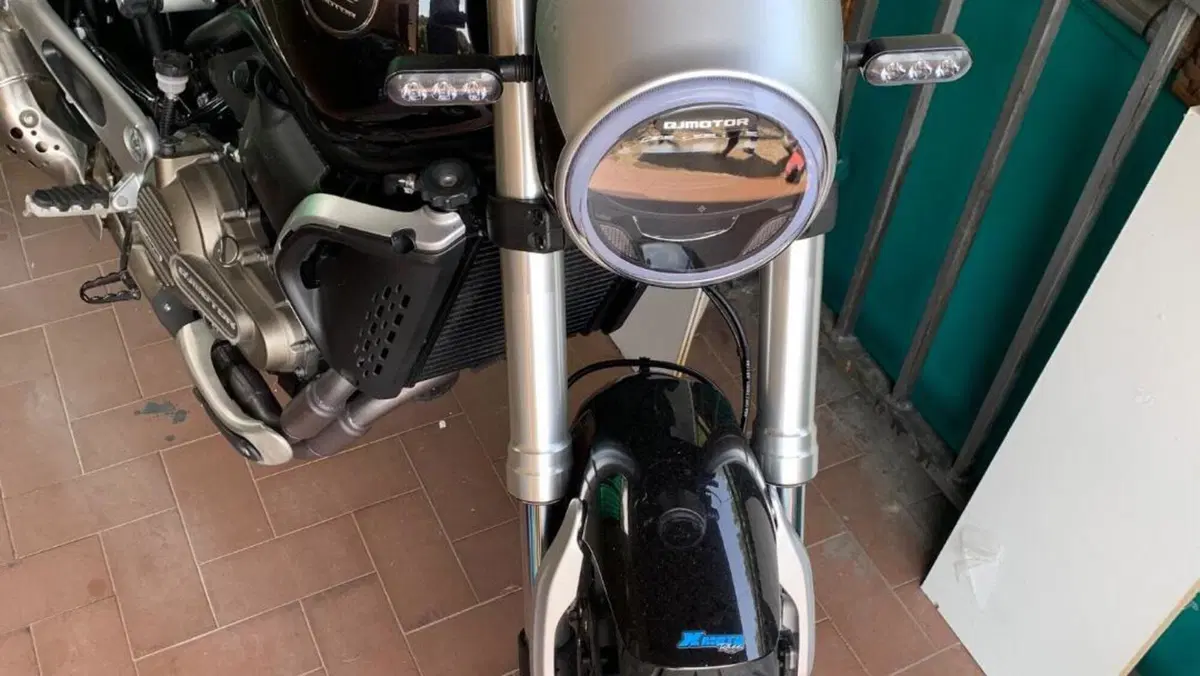 QJ Motor SRV 550 (2024)  (2)
