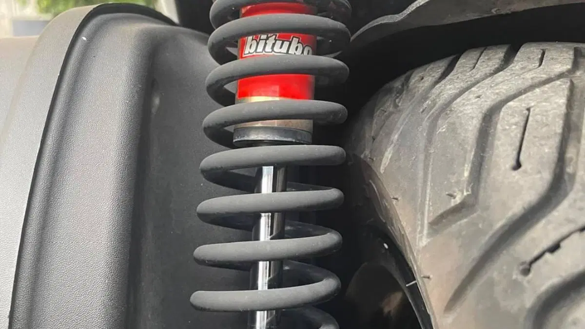 Piaggio Beverly 350 SportTouring ie (2011 - 15)  (4)
