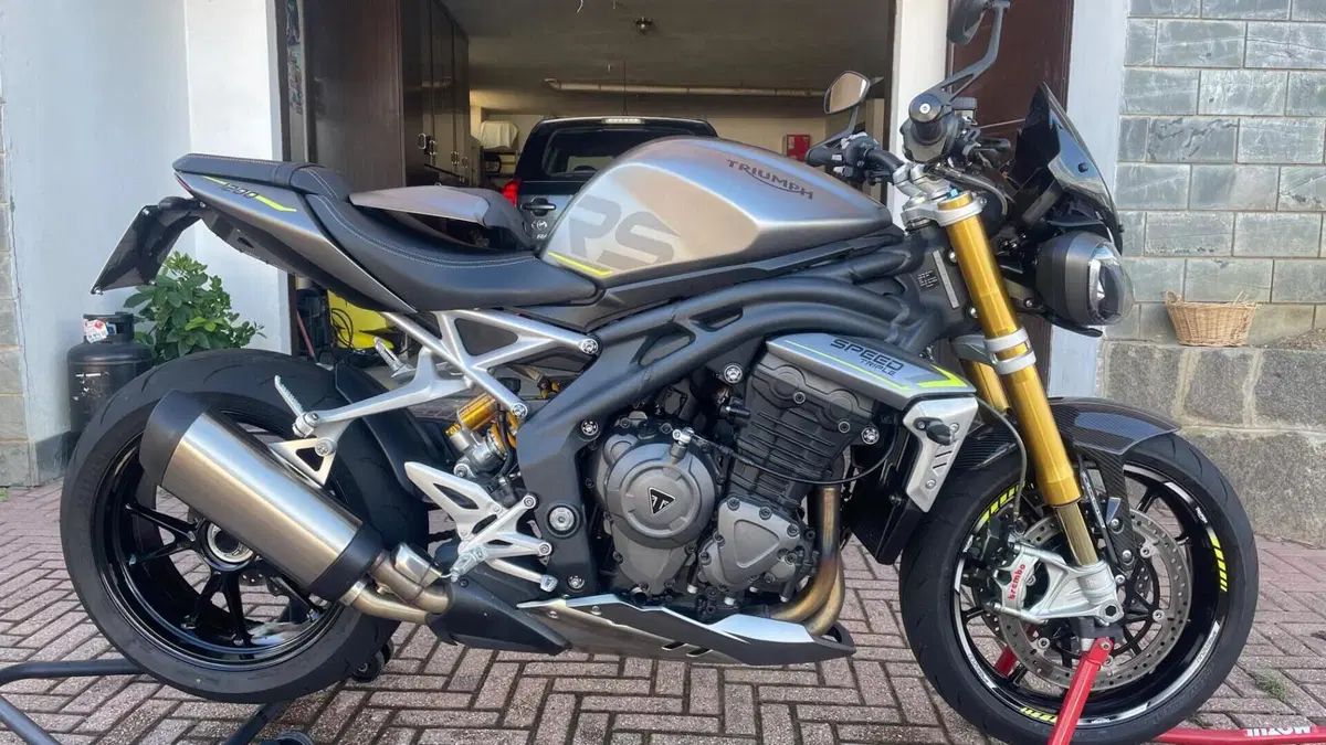 Triumph Speed Triple 1200 RS (2021 - 24) 