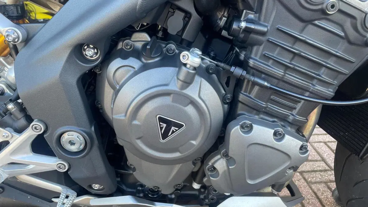 Triumph Speed Triple 1200 RS (2021 - 24)  (6)
