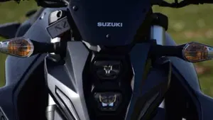 Suzuki GSX-8S (2023 - 24)  (4)