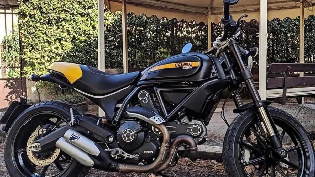 Ducati Scrambler 800 Full Throttle (2015 - 16)  (4)